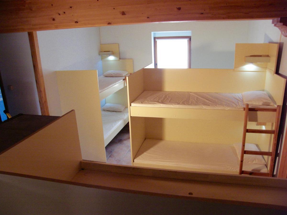 Albergue San Bruno Moratinos Exteriör bild